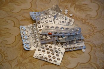 Lek z nowymi ostrzeżeniami. Są przypadki ciężkiego uszkodzenia wątroby