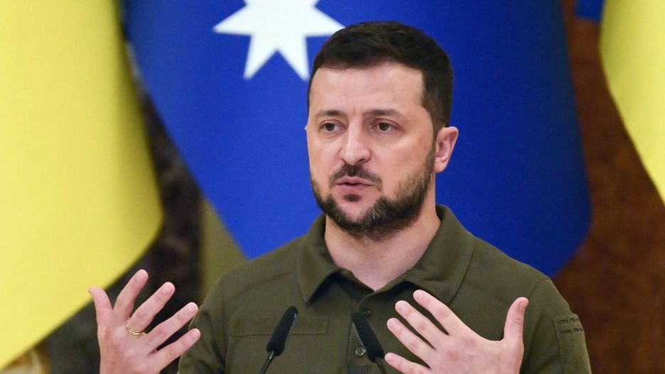 Wojna w Ukrainie - konferencje prezydenta Ze?enskiego
Ukrainian President Volodymyr Zelensky speaks during a joint press conference with Australia's Prime Minister at Mariynsky Palace following a meeting in Kyiv on July 3, 2022 amid the Russian invasion of Ukraine. (Photo by Miguel MEDINA / AFP)
MIGUEL MEDINA