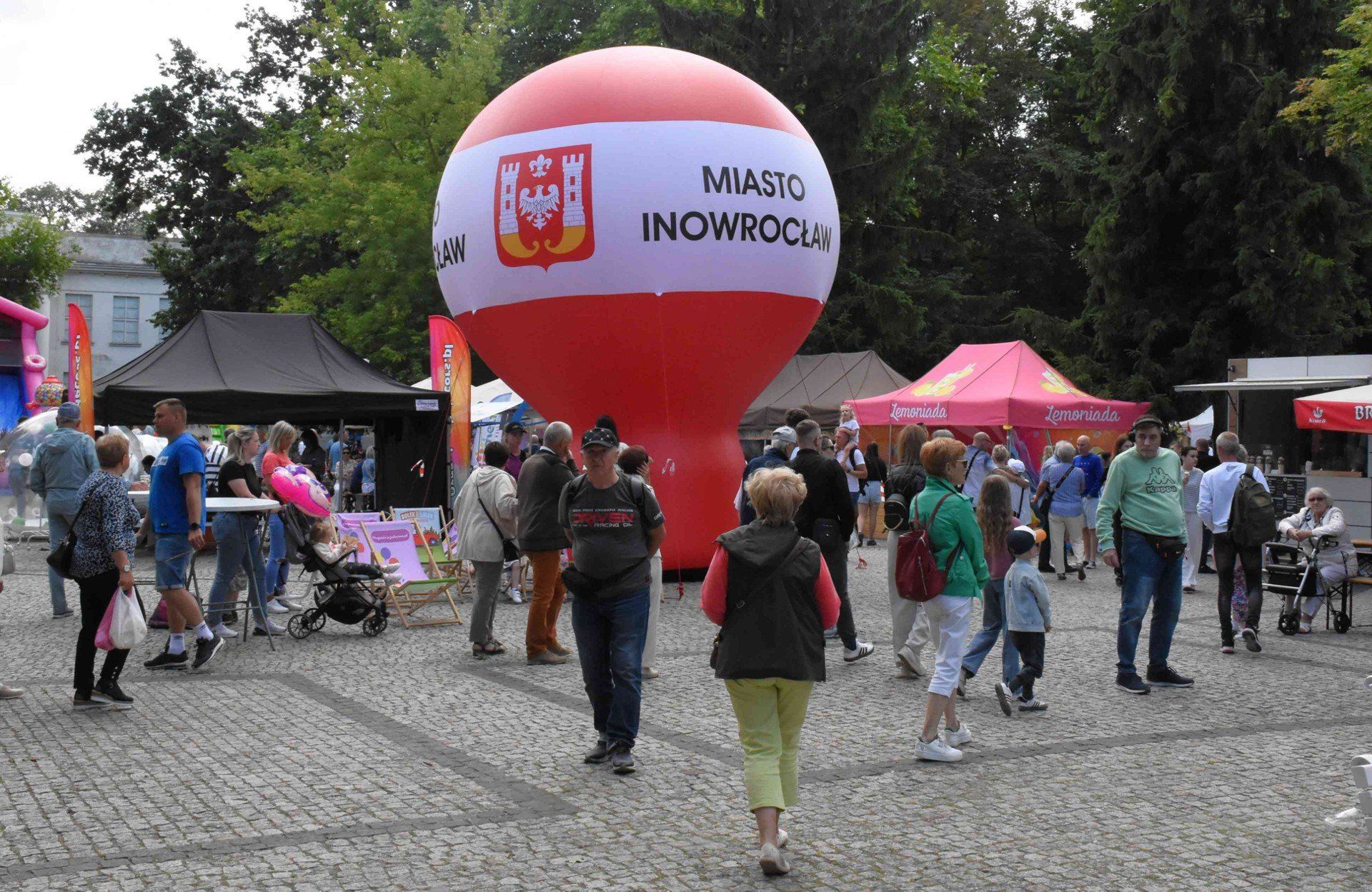 Jarmark Kujawski w Inowrocławiu 2025. Marsz Kapeluszowy