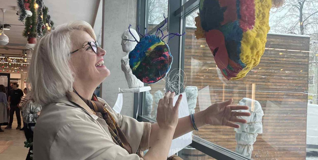 Tarnowskie Góry: Wirująca sztuka i samoakceptacja. W TCK trwa festiwal