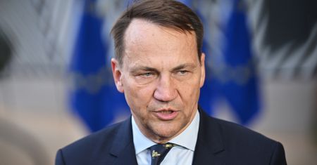 Sikorski apeluje do ojca Rydzyka. "Czułem się dyskryminowany"