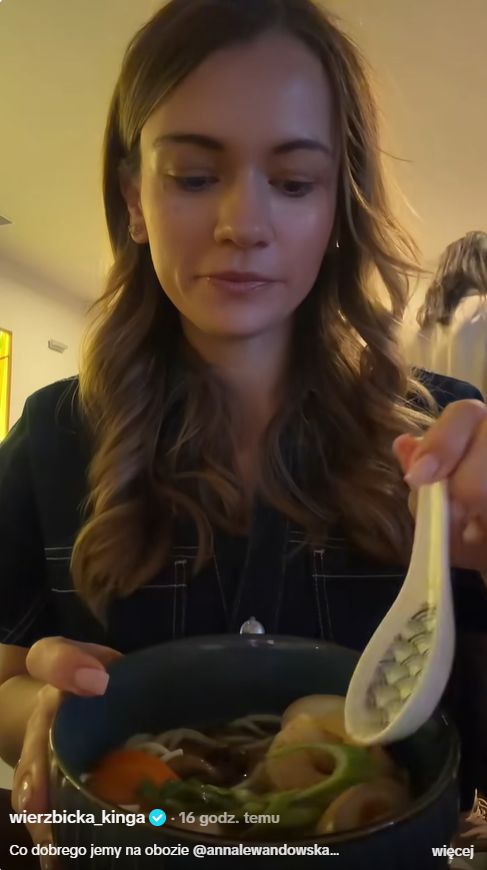 Kinga Wierzbicka pokazuje, co szamała na obozie Lewej
