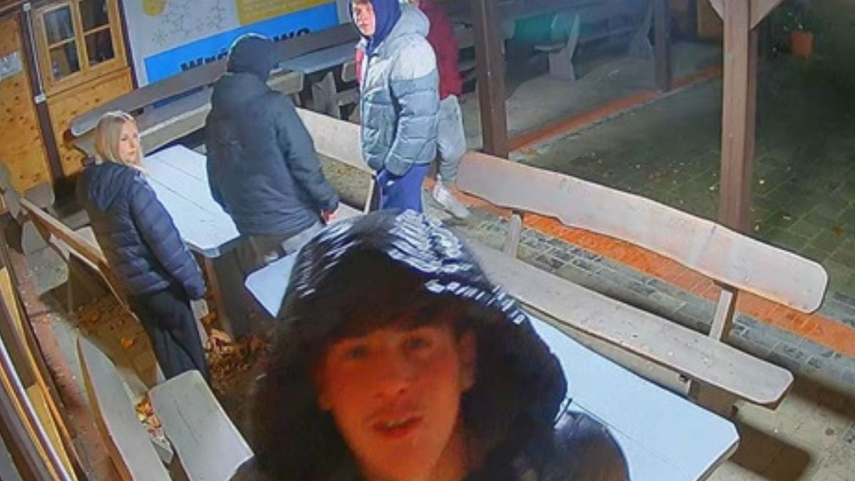 Młodzież przyłapana na kradzieży