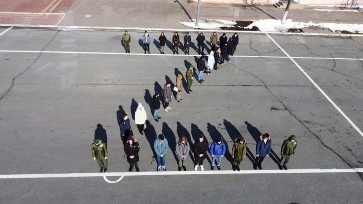 Uwaga na rosyjską propagandę. Internet zalewają zdjęcia z symbolem "Z" 1