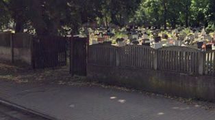 Chorzów: Tragiczne odkrycie na cmentarzu. Odnaleziono ciało mężczyzny