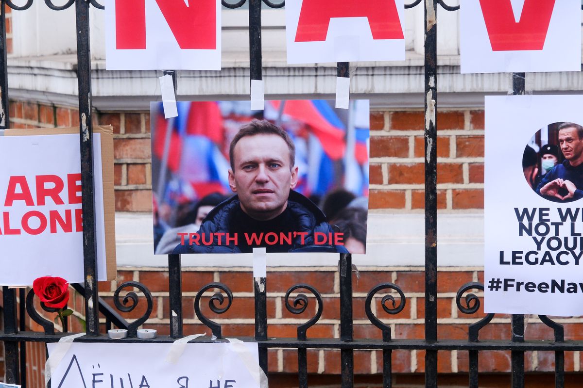 Informacja o śmierci Nawalnego pojawiła się w piątek