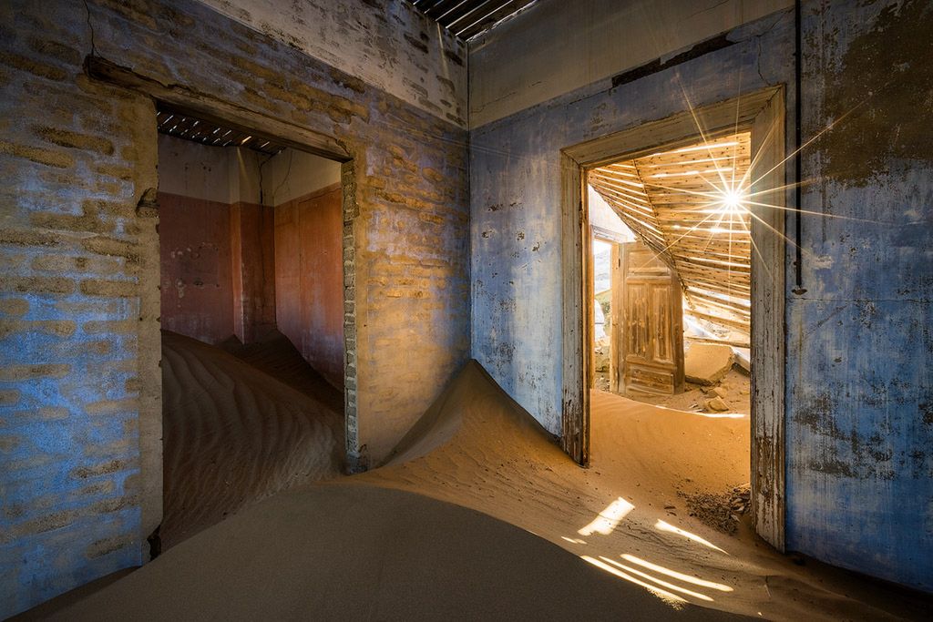 Miasto poszukiwaczy diamentów opanowane przez pustynię - niezwykły cykl zdjęć 4