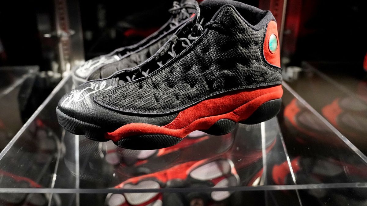 Air Jordan XIII