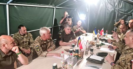 Polski generał w Kijowie. "Owocne rozmowy"