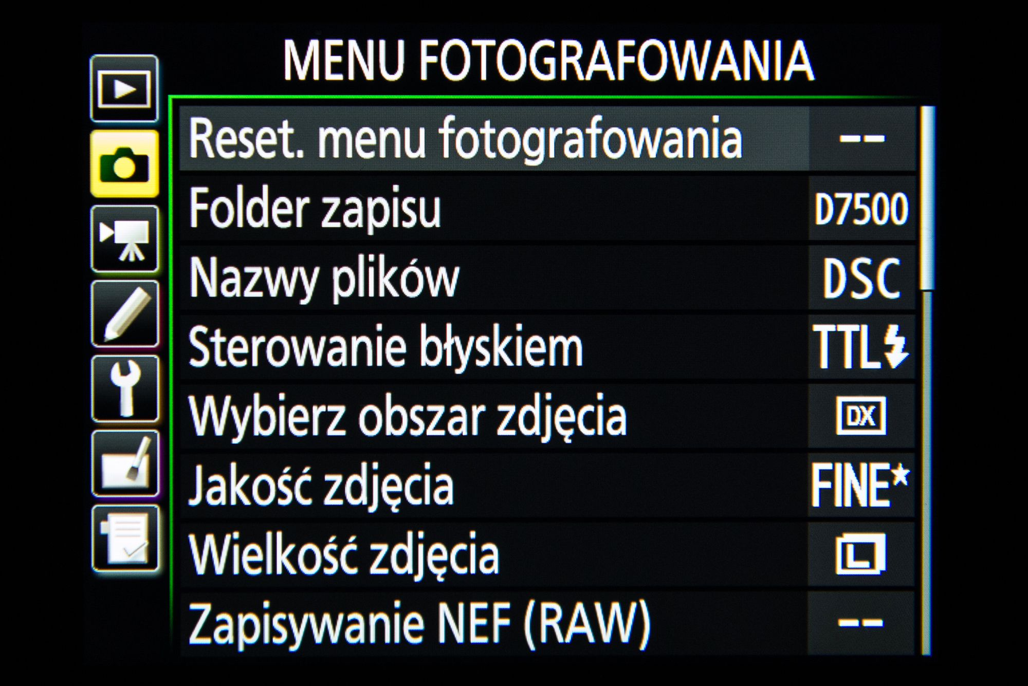 Nikon D7500 - przepustka do poważnej fotografii czy drogi gadżet? [test] 16