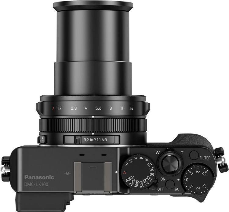 Panasonic Lumix LX100 - kompakt z matrycą 4/3 i jasnym obiektywem 4