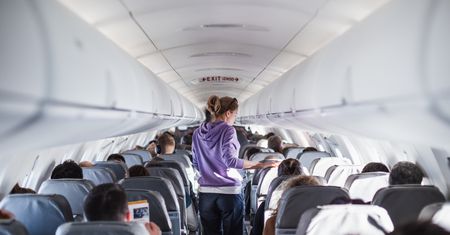 Lecieli z Grecji. "Samolot muszą opuścić albo pasażerowie, albo bagaże. Co wolicie?"