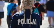 Policjantka radzi, aby włożyć go do walizki. Potem sobie podziękujesz