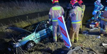 Zawichost: Wypadek. Auto w rowie