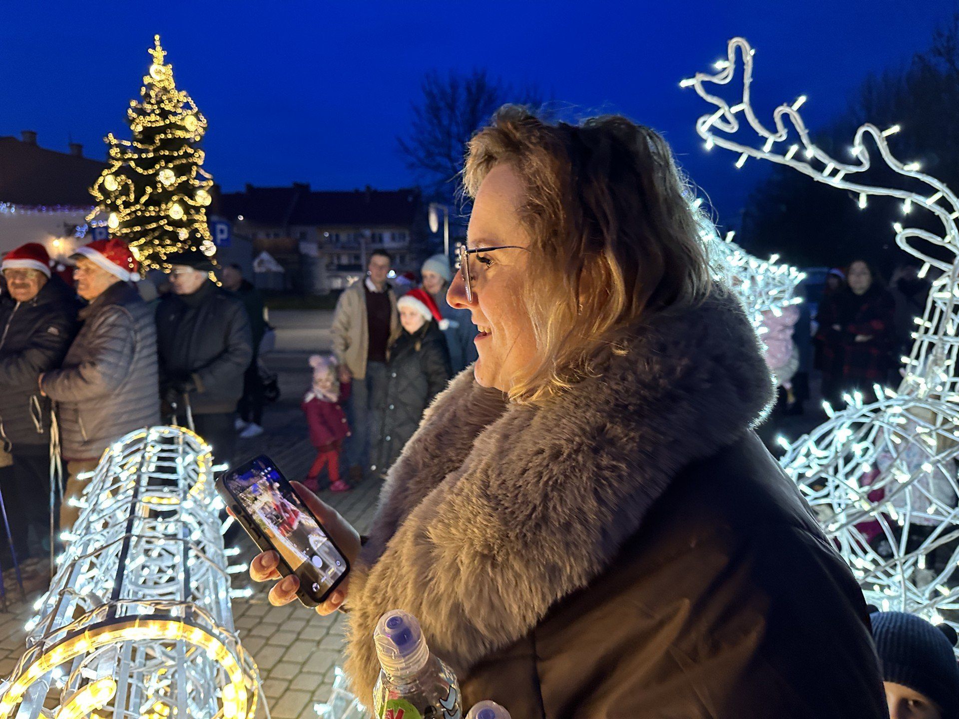 Rodzice fotografowali sowje pociechy