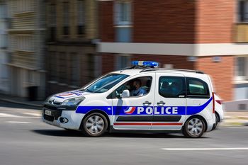 Dramat we Francji. Gwałcił swoje trzy córki