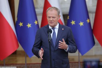 Padło pytanie o mieszkania dla ministrów. Tusk: nie ma mowy