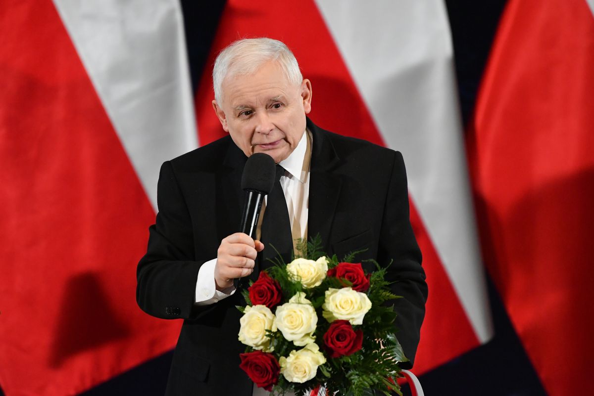 Prezes PiS Jarosław Kaczyński podczas spotkania ze zwolennikami (PAP/Adam Warżawa