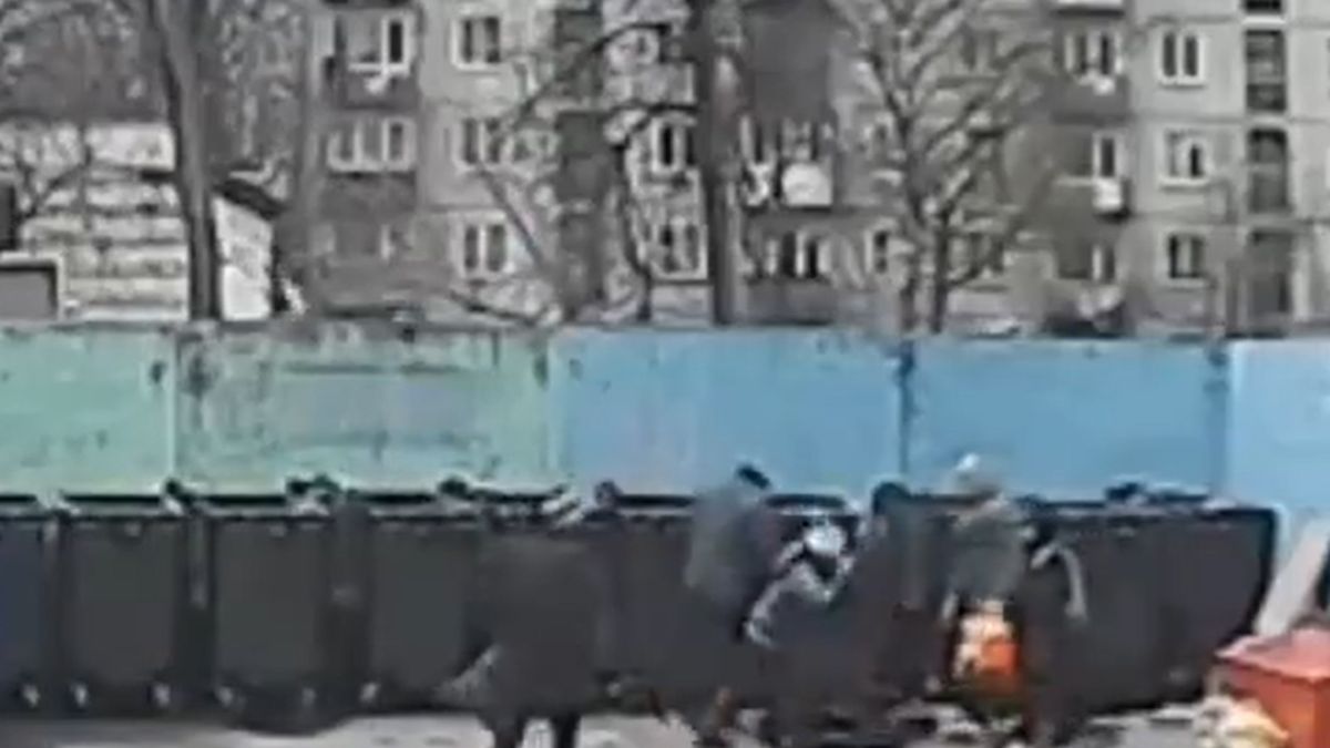 Rosyjscy seniorzy walczą o jedzenie