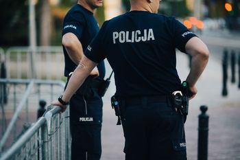 "Ukrócić patologię". Policjanci opisują co działo się w Piasecznie