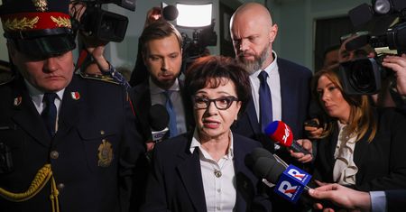 Przegrała z Hołownią. Witek: "Czuję się bardzo dobrze"