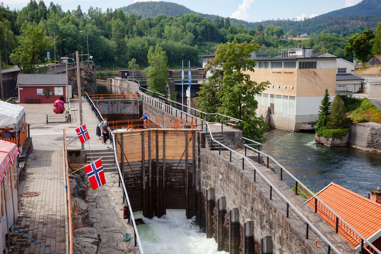 In the photo, a canal in the town of Ulefoss, where the seat of the Nome municipality's authorities is located. It is in this municipality that deposits were found.