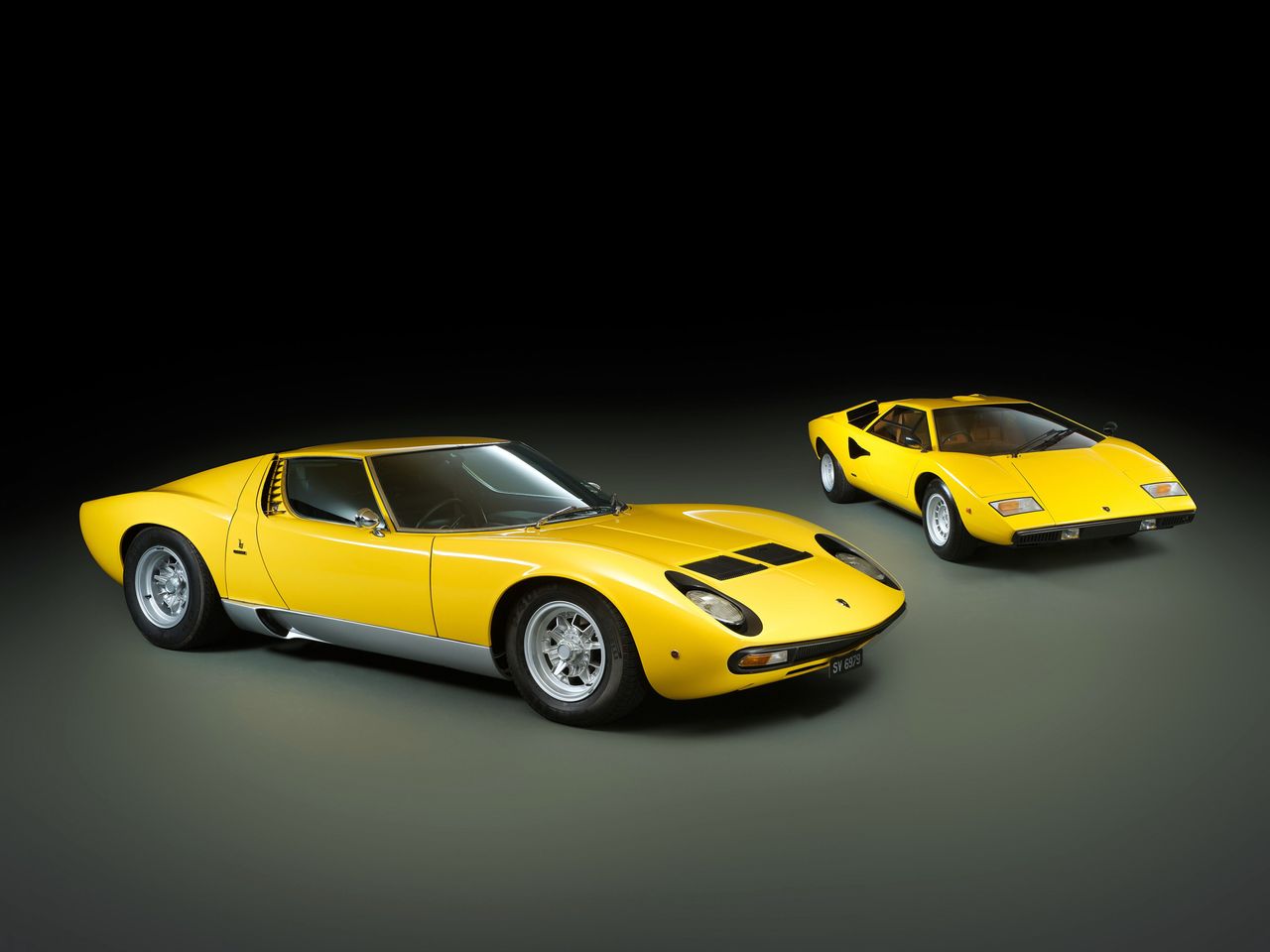 Od dekad z V12: ewolucja hipersamochodów Lamborghini