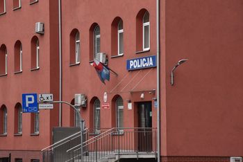 400 tys. złotych stracił 74-latek z Kwidzyna! Nie wierz w szybki zarobek na kryptowalutach