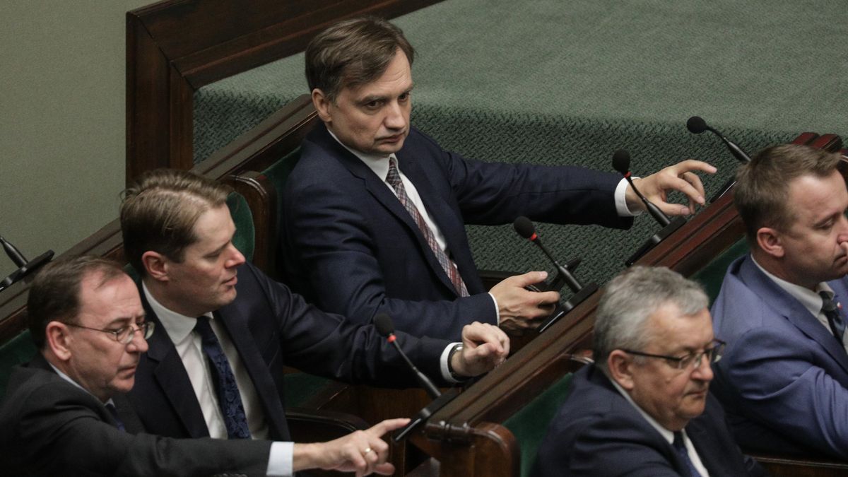 Warszawa 12.05.2022. 54. Posiedzenie Sejmu IX kadencji. Glosowania. N/z Zbigniew Ziobro.