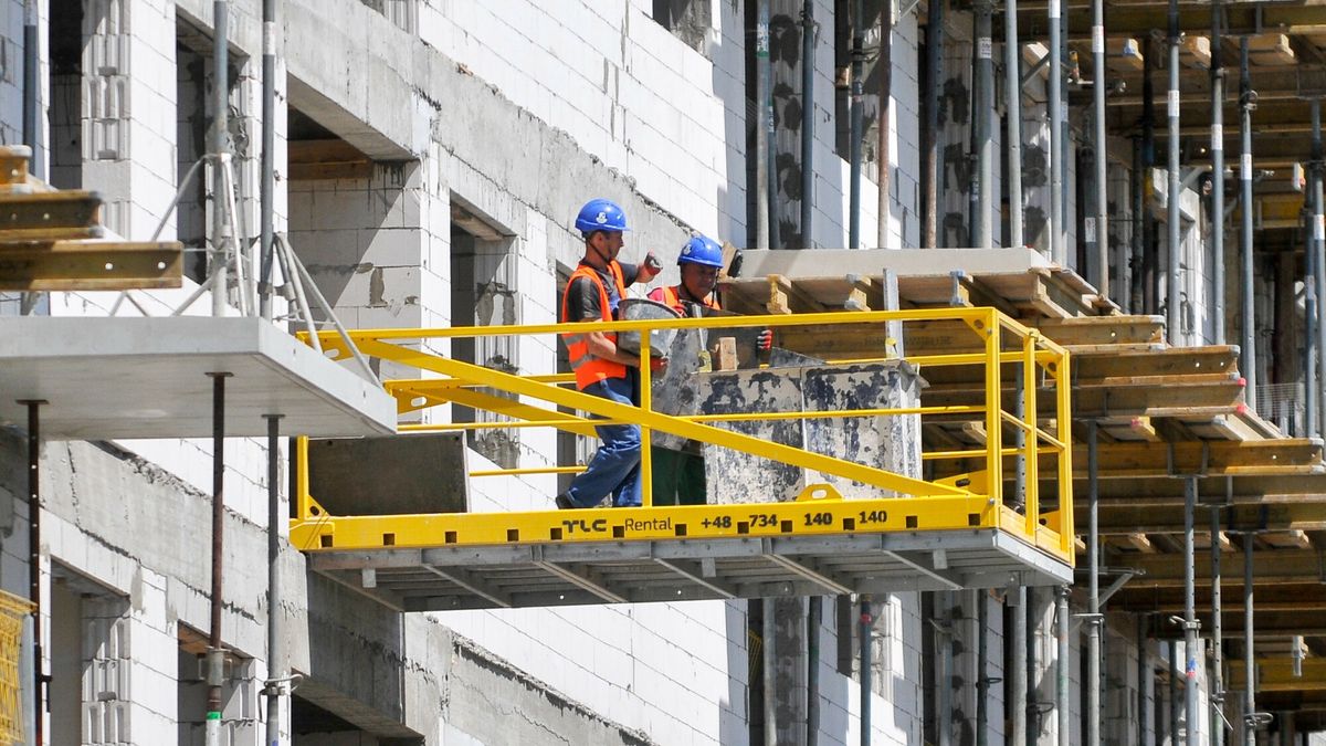 Stawiać na innowacje, a nie beton - twierdzi prof. Piech
