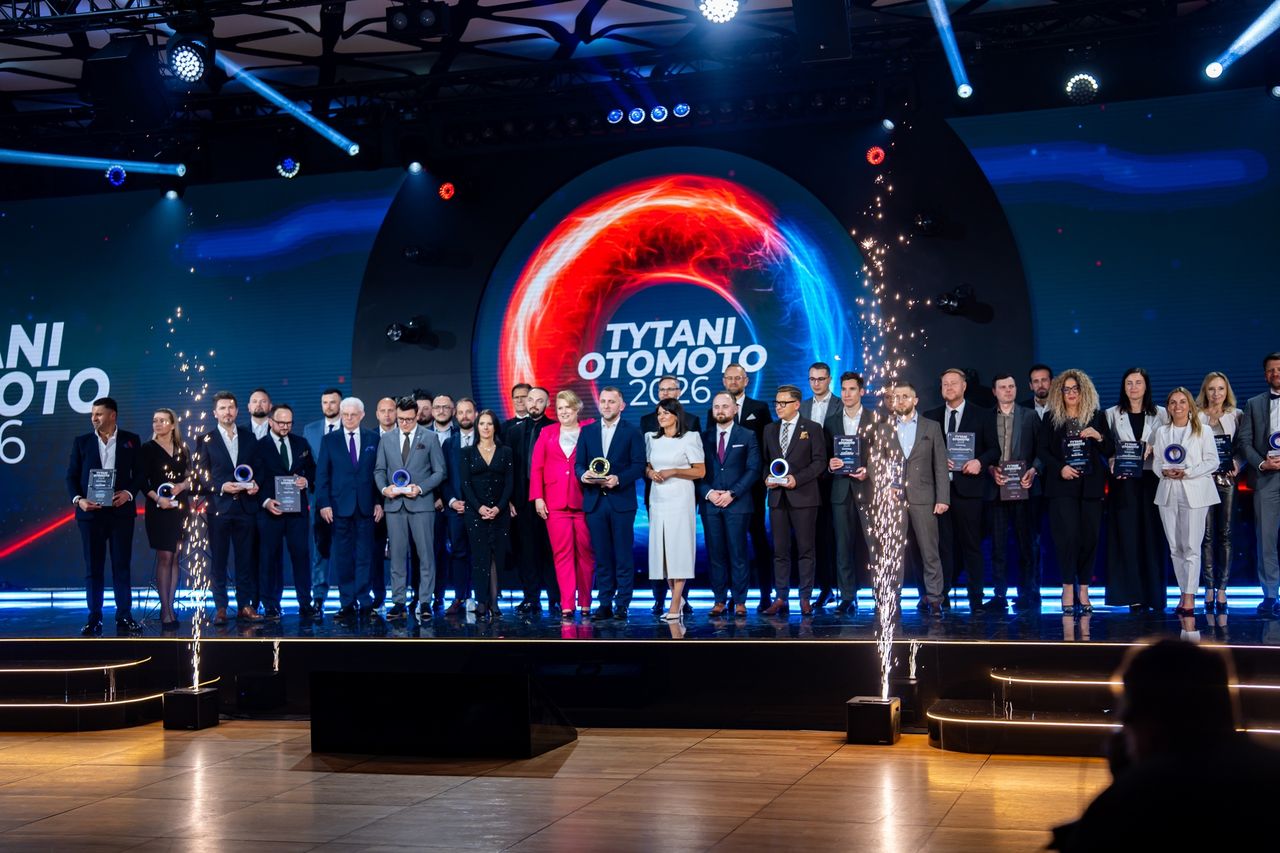 Tytani OTOMOTO 2026: kto wyznacza dziś standardy na rynku profesjonalnej sprzedaży aut