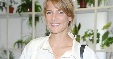 Bieliźniana sukienka na lato. Marta Wierzbicka w modelu o złotym kolorze