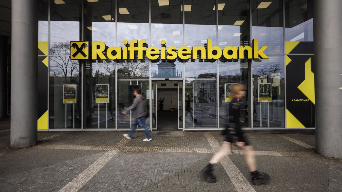 A branch of Raiffeisen Bank International AG (RBI) in Prague, Czech Republic, on Tuesday, May 3, 2022. Raiffeisen is scheduled to announce earnings on May 4. Photographer: Milan Jaros/Bloomberg via Getty Images