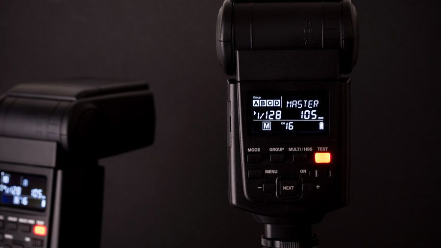 Cactus RF60X - bezprzewodowa lampa reporterska z trybem HSS 1