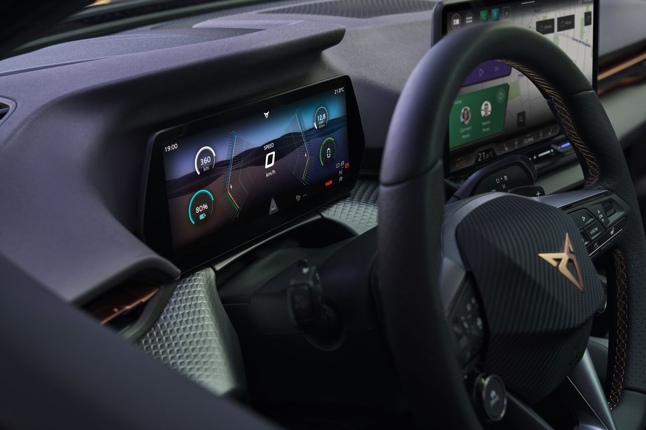 Cupra Raval w kolorze Plasma Iridescent