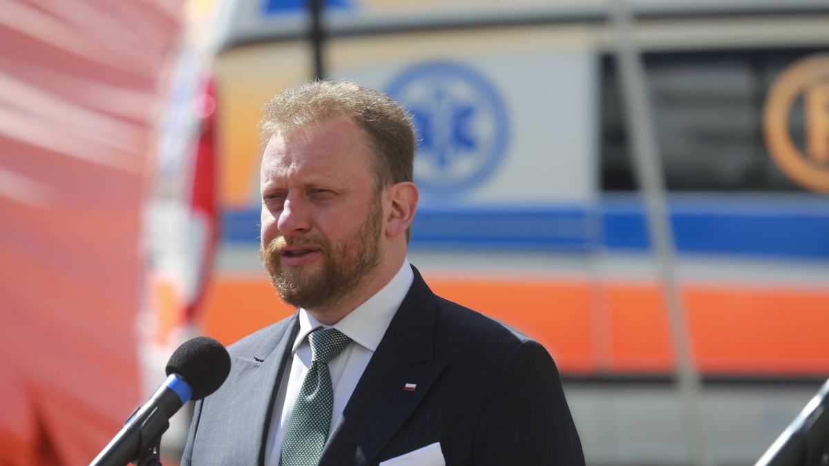 Koronawirus w Polsce. Łukasz Szumowski w szpitalu