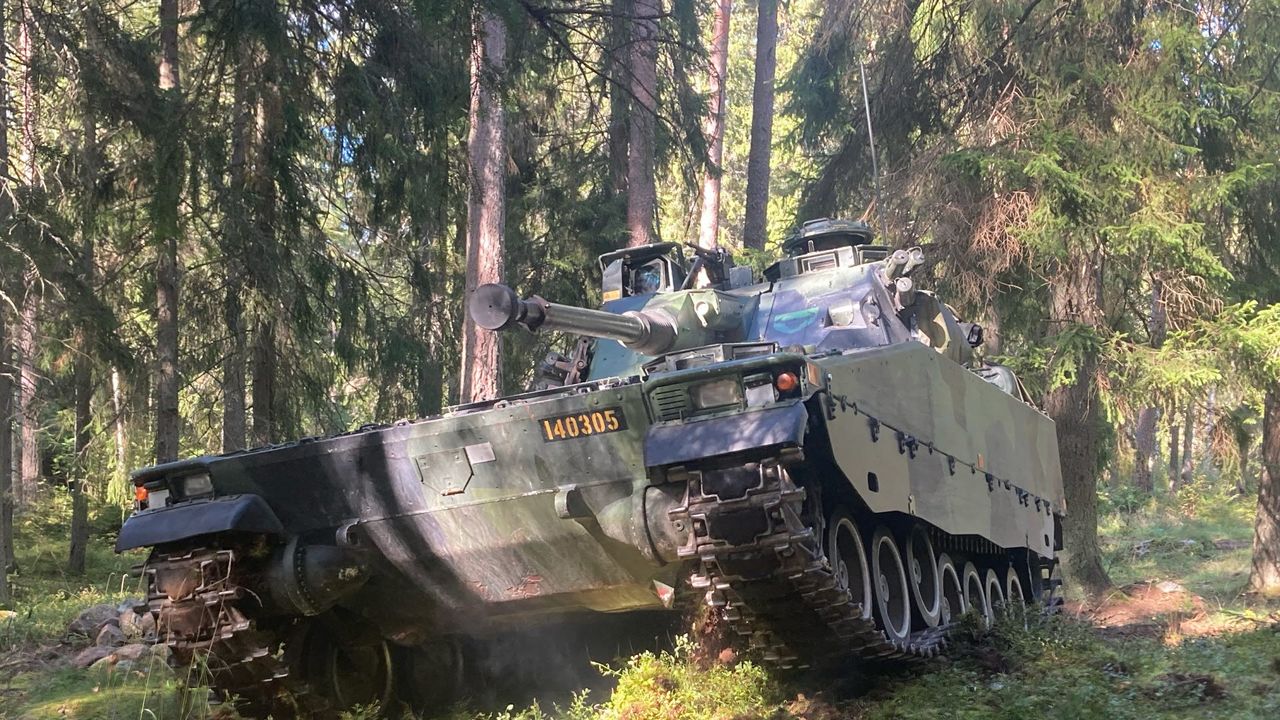 Stridsfordon 90 aka CV90