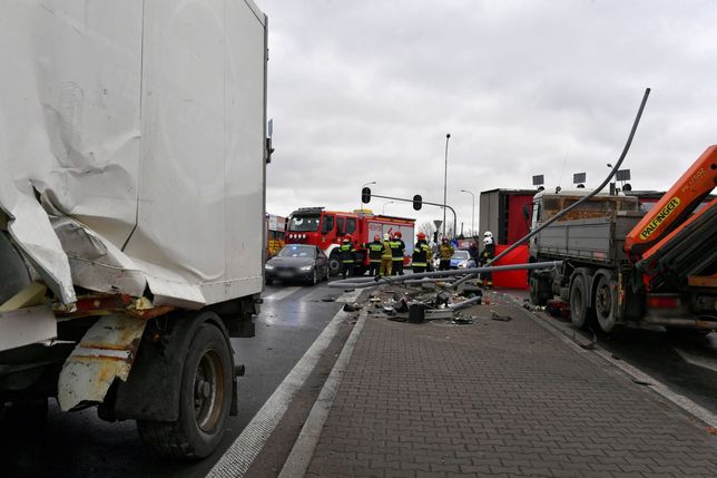 Łódzkie. Karambol na dk 91. Nie żyje jedna osoba