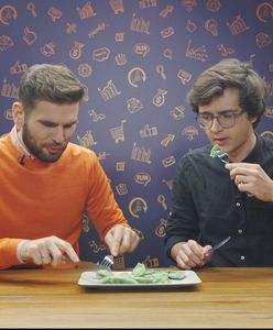 Te pierogi są zielone. Sprawdziliśmy, co się w nich kryje