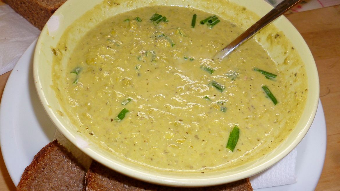 Ekspresowa zielona zupa na odchudzanie. Gotowa w 15 minut