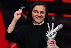 "Śpiewająca zakonnica" zrzuciła habit. To prawdziwa piękność