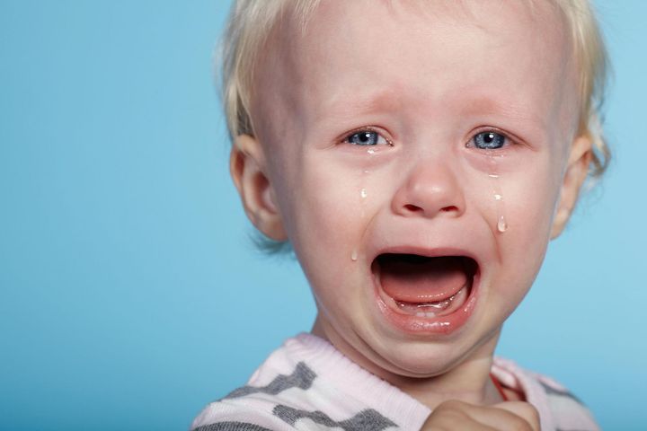 Gdy dziecko ząbkuje – objawy i sposoby na ból