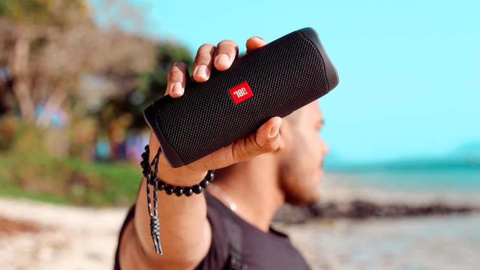 Nawet mały głośnik może zagrać z dużą mocą