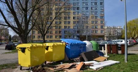 Bitwa o pojemniki na śmieci. Tak Wrocław wybiera firmę w przetargu
