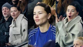 Pozbawiona makijażu Adriana Lima kibicuje ulubionej drużynie piłkarskiej na stadionie w Paryżu