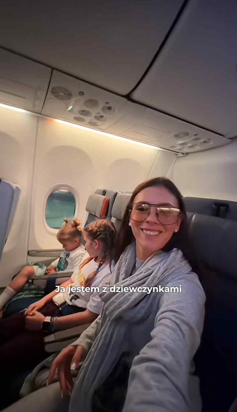 Klaudia Halejcio relacjonuje 24-godzinną podróż samolotem
