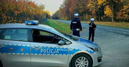 Pijana pędziła bez prawa jazdy z dzieckiem. Mandat to nie koniec sprawy