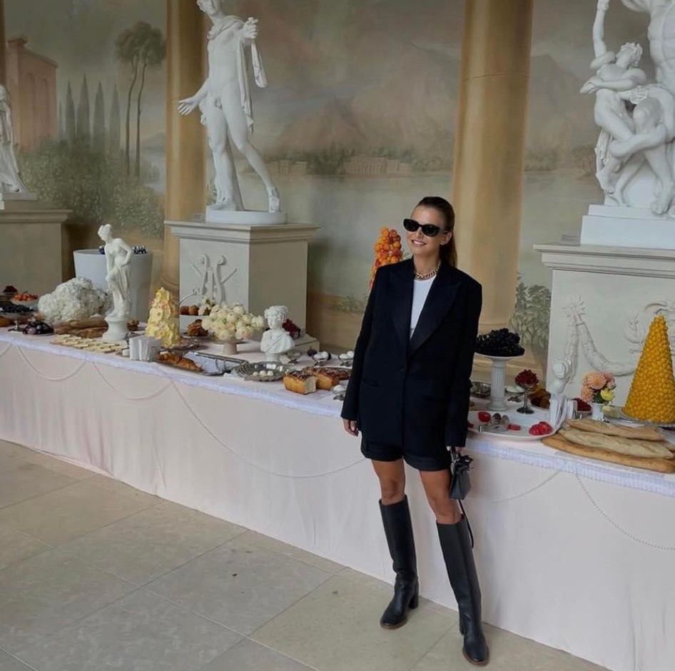 Anna Lewandowska w Łazienkach Królewskich