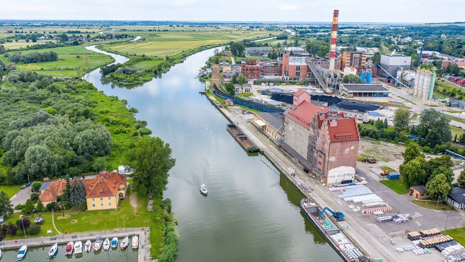 Rzeka prowadząca do portu w Elblągu będzie pogłębiona. Na północ od tego miejsca planowany jest nowy terminal przeładunkowy
