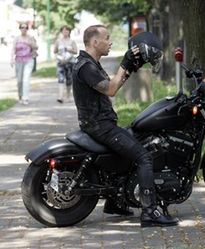 Nergal na harleyu davidsonie!